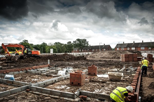 How to navigate the UK's construction industry scheme (CIS) for a new building company?